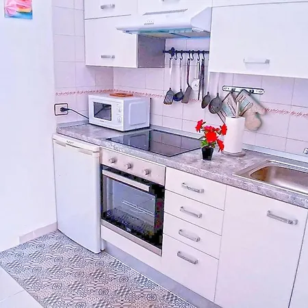 Lovely Studio With Ocean View In Costa Adeje Apartament